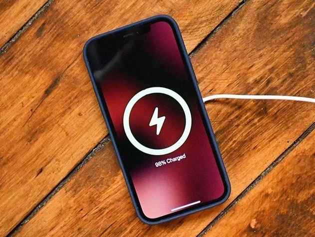 天水苹果手机维修分享iPhone 12可以随便充电吗 